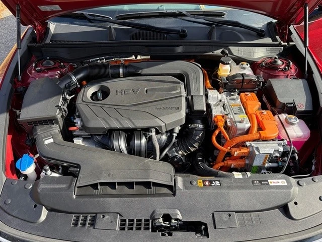 2024 Hyundai Sonata - Image 9 of 12