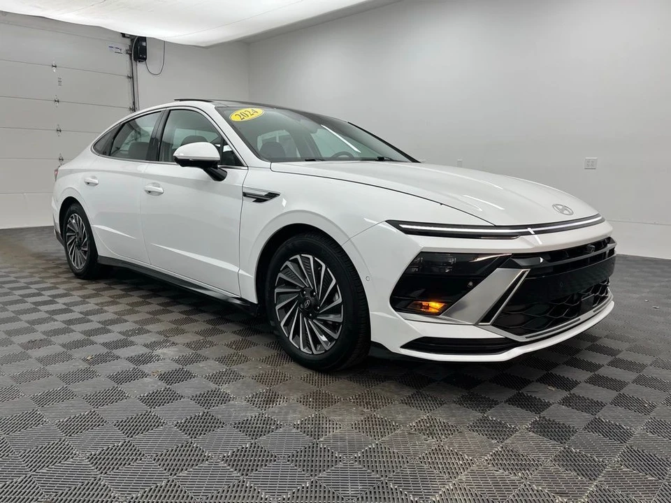 2024 Hyundai Sonata - Image 7 of 12
