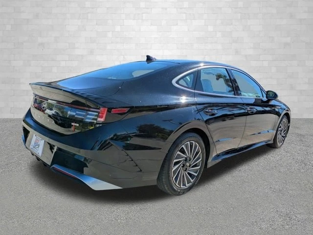 2024 Hyundai Sonata - Image 2 of 21