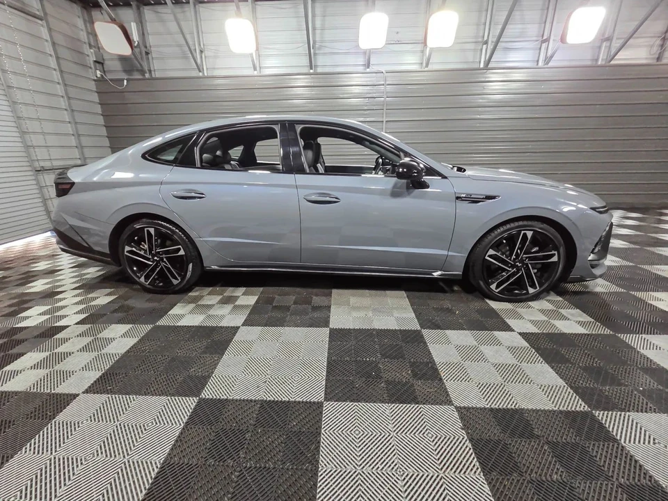 2024 Hyundai Sonata - Image 9 of 12