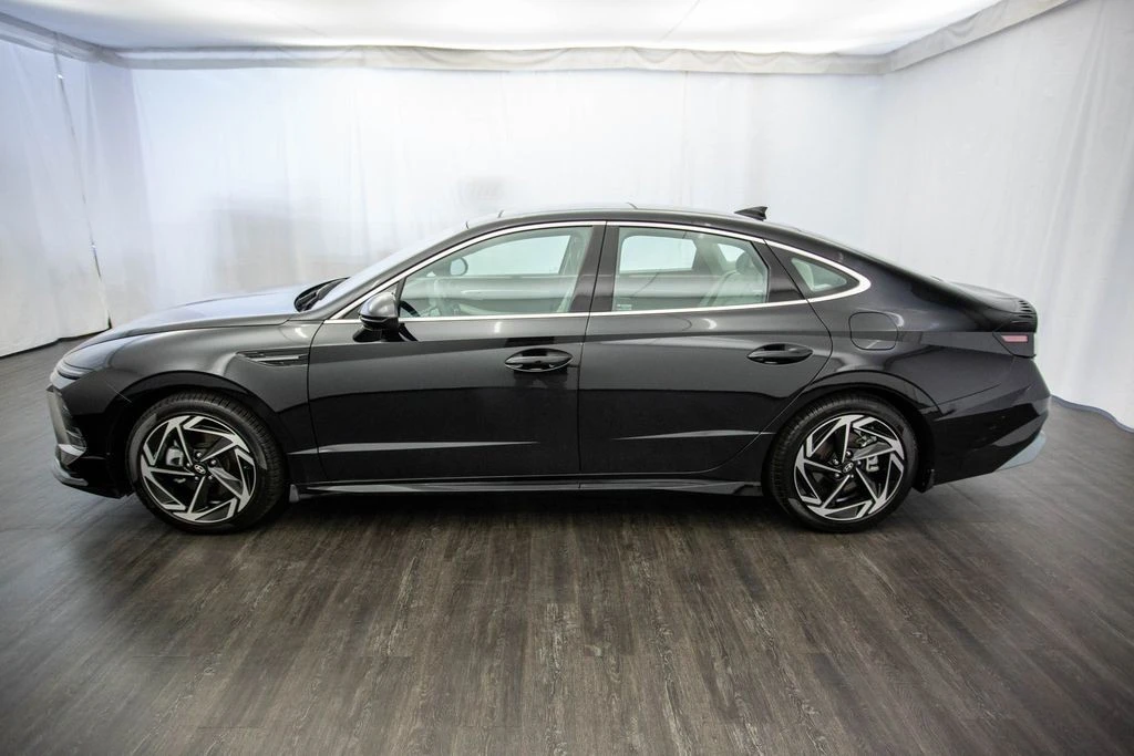 2024 Hyundai Sonata - Image 7 of 12