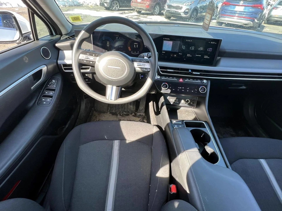2024 Hyundai Sonata - Image 10 of 28