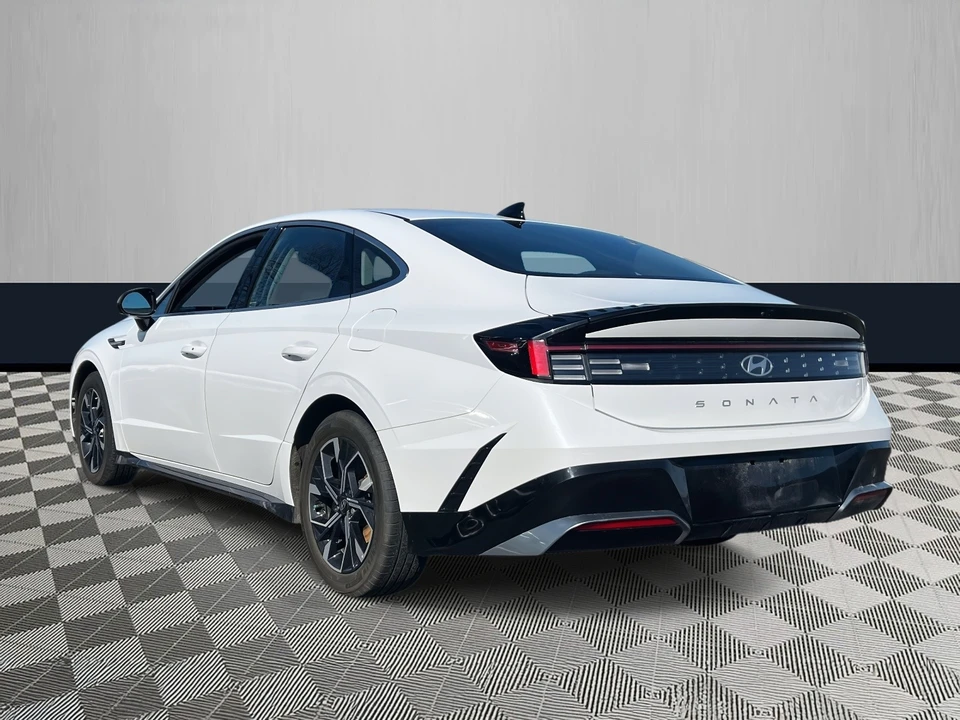 2024 Hyundai Sonata - Image 4 of 28
