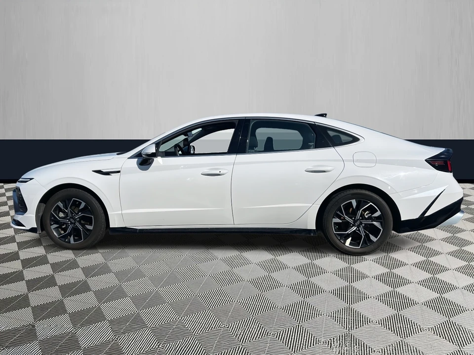 2024 Hyundai Sonata - Image 3 of 28