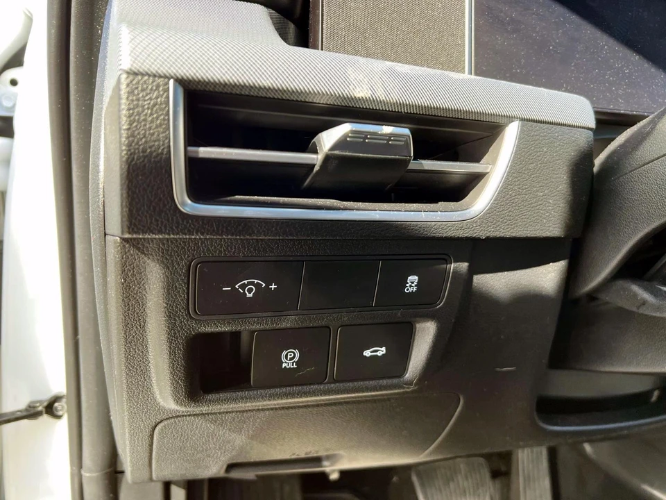 2024 Hyundai Sonata - Image 15 of 28