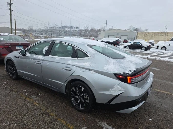 2024 Hyundai Sonata - Image 2 of 5