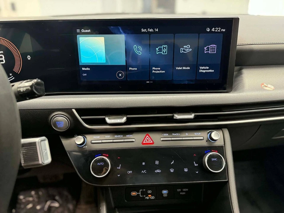 2024 Hyundai Sonata - Image 9 of 12