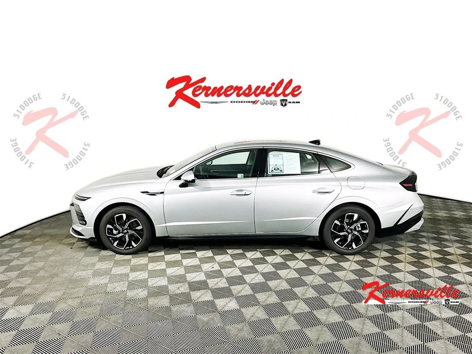 2024 Hyundai Sonata - Image 4 of 21
