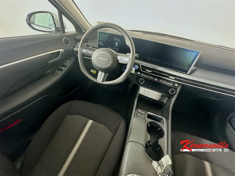 2024 Hyundai Sonata - Image 9 of 21
