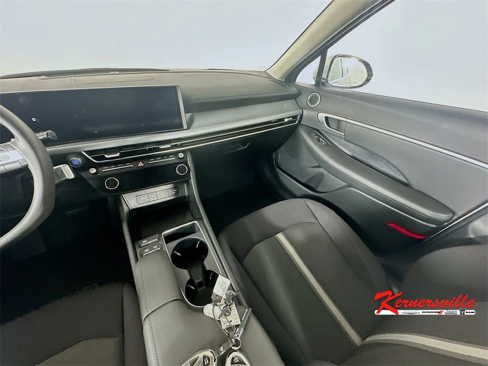 2024 Hyundai Sonata - Image 11 of 21