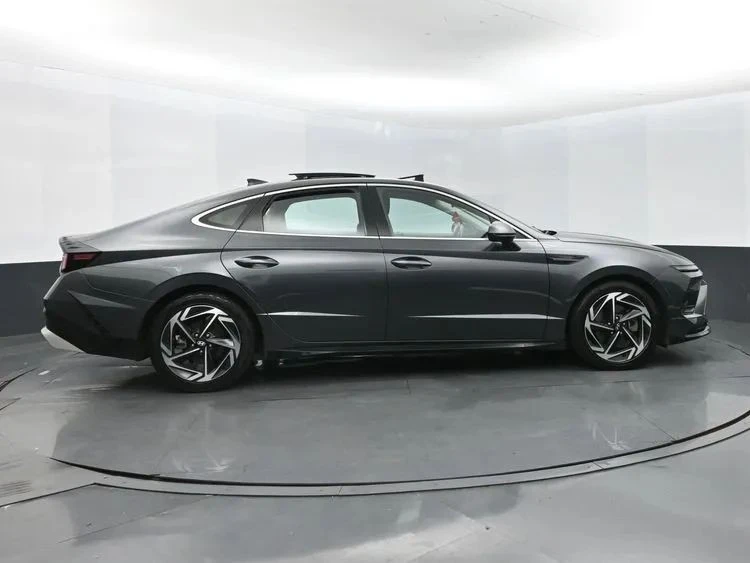 2024 Hyundai Sonata - Image 4 of 12