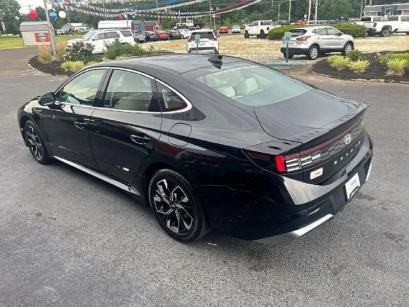 2024 Hyundai Sonata - Image 4 of 12