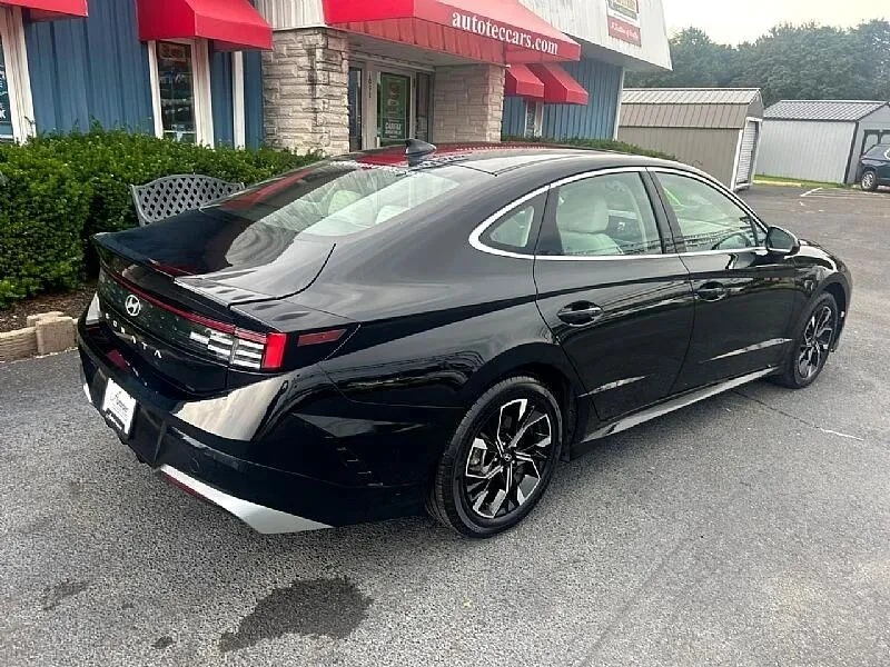 2024 Hyundai Sonata - Image 5 of 12