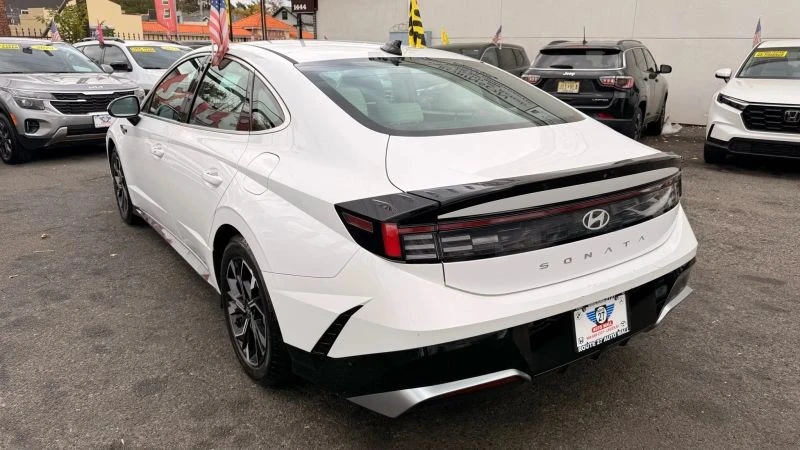 2024 Hyundai Sonata - Image 5 of 12