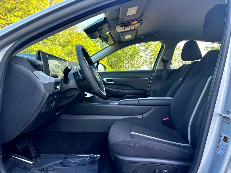 2024 Hyundai Sonata - Image 17 of 21