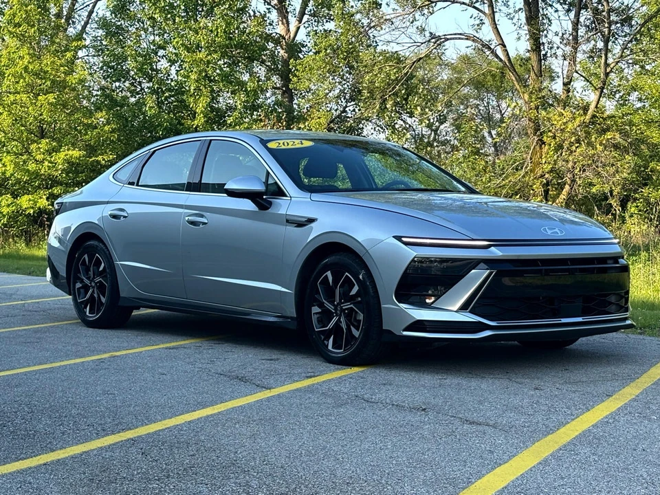 2024 Hyundai Sonata - Image 8 of 21