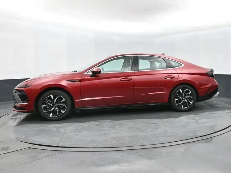 2024 Hyundai Sonata - Image 5 of 12