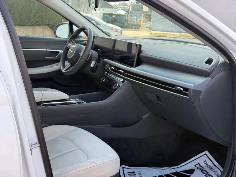2024 Hyundai Sonata - Image 11 of 12