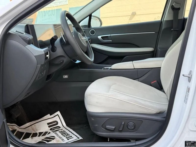 2024 Hyundai Sonata - Image 10 of 12