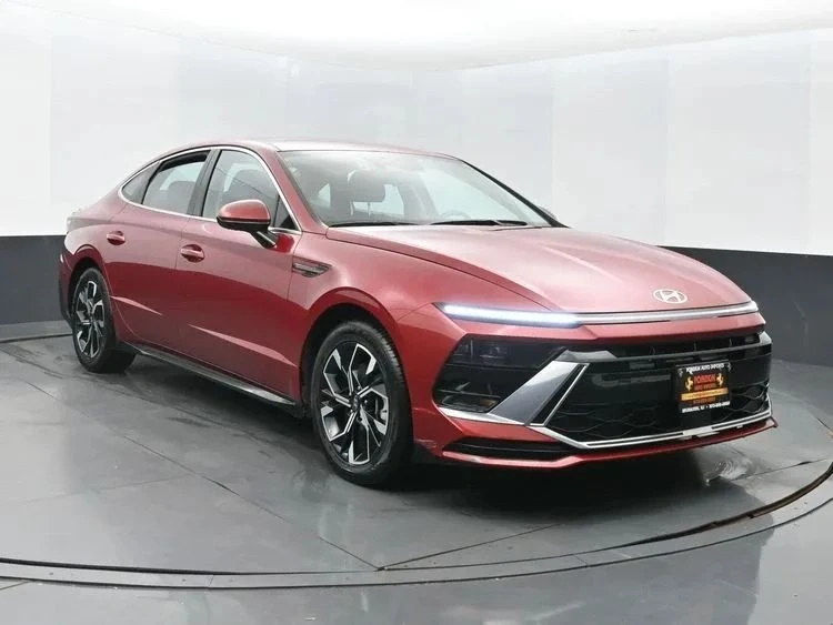 2024 Hyundai Sonata - Image 2 of 12