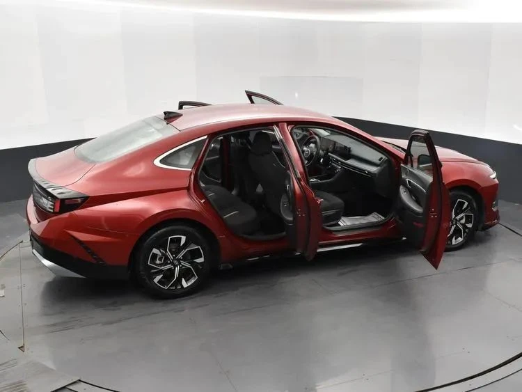 2024 Hyundai Sonata - Image 6 of 12