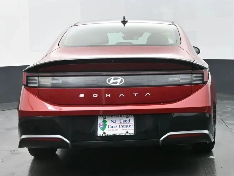 2024 Hyundai Sonata - Image 8 of 12