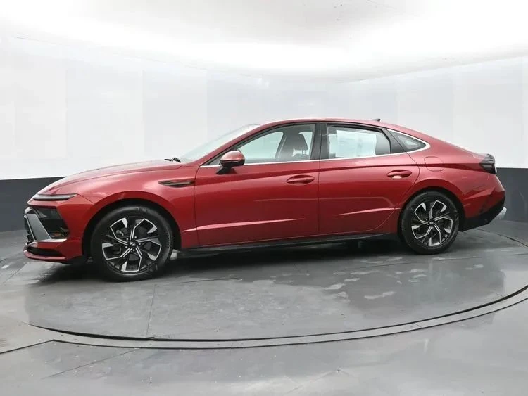 2024 Hyundai Sonata - Image 5 of 12