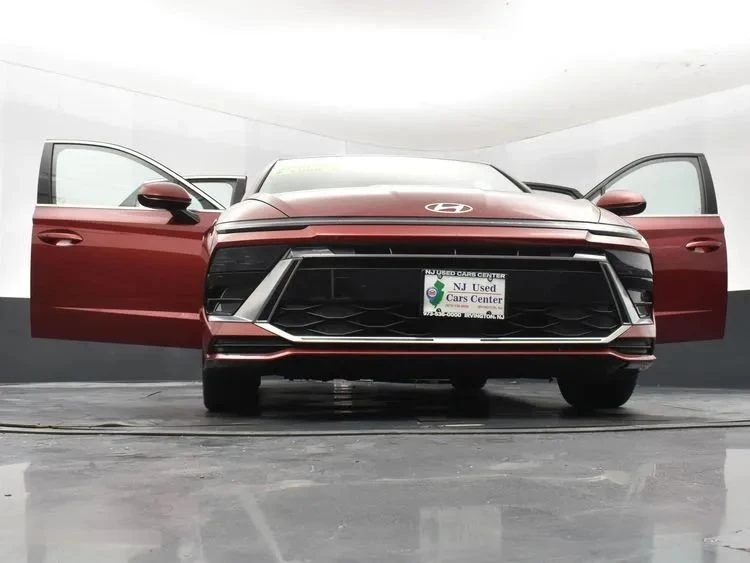2024 Hyundai Sonata - Image 11 of 12