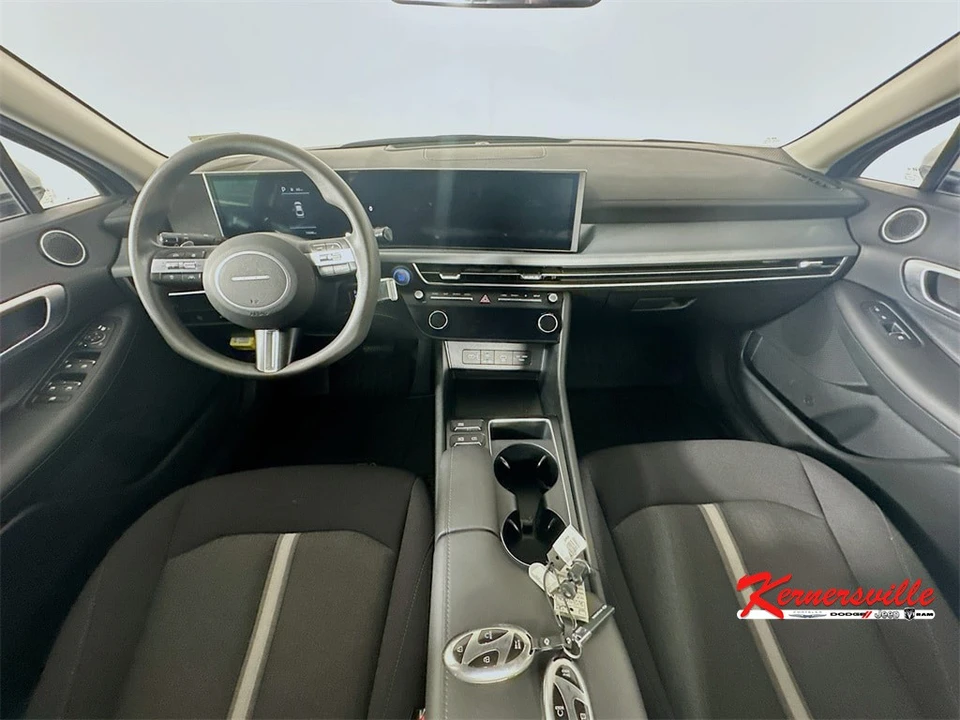 2024 Hyundai Sonata - Image 10 of 12