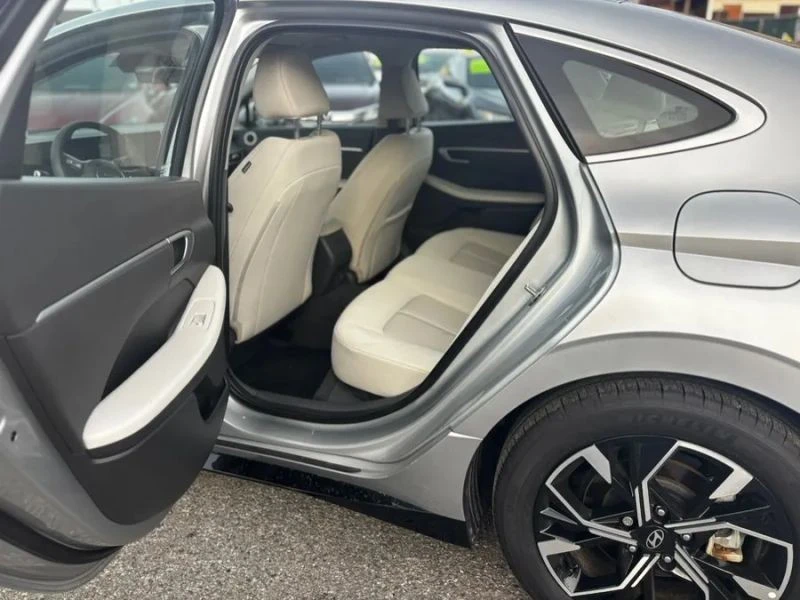 2024 Hyundai Sonata - Image 11 of 12