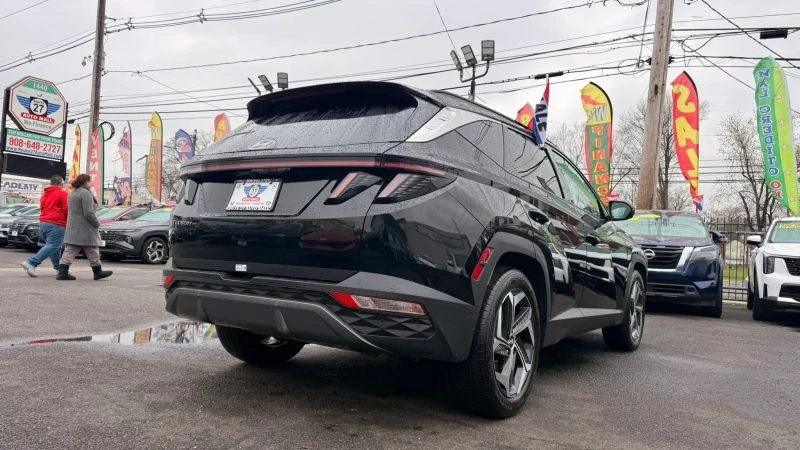 2024 Hyundai Tucson - Image 9 of 12