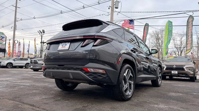 2024 Hyundai Tucson - Image 9 of 12
