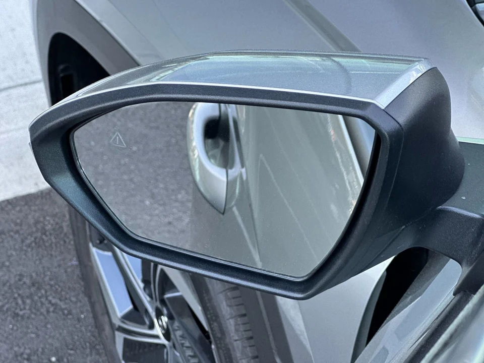 2024 Hyundai Tucson - Image 9 of 12