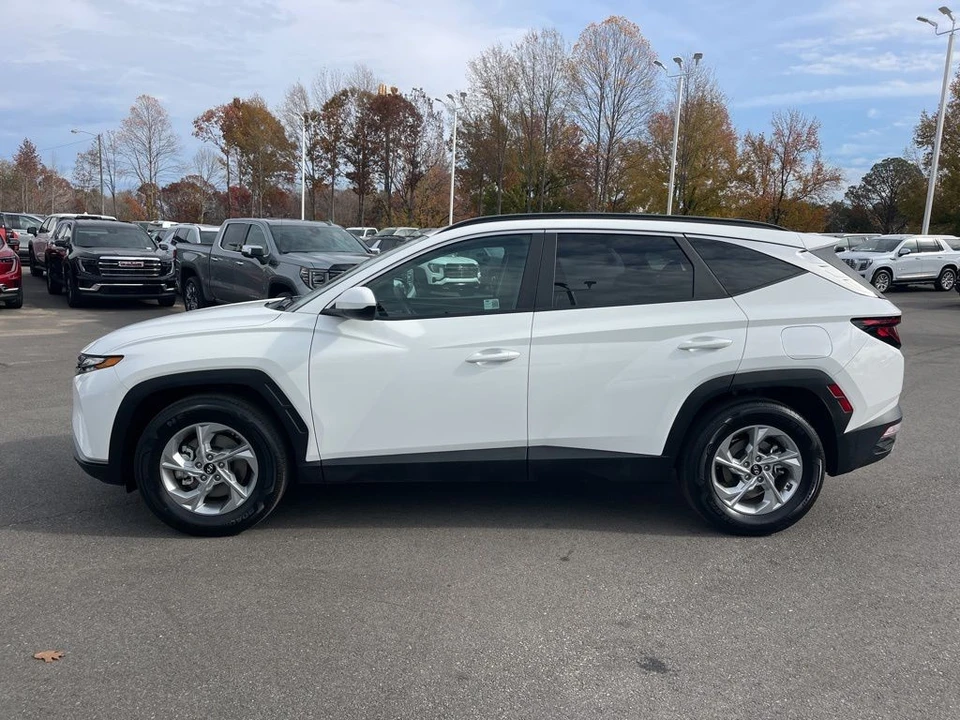 2024 Hyundai Tucson - Image 2 of 12