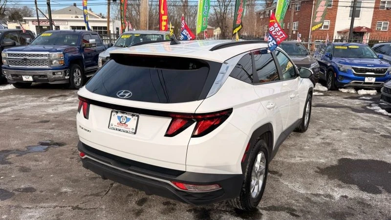 2024 Hyundai Tucson - Image 9 of 12