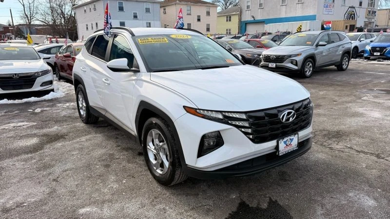 2024 Hyundai Tucson - Image 2 of 12