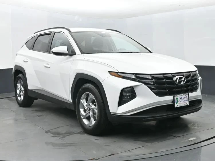 2024 Hyundai Tucson - Image 2 of 12