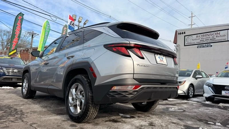 2024 Hyundai Tucson - Image 8 of 12