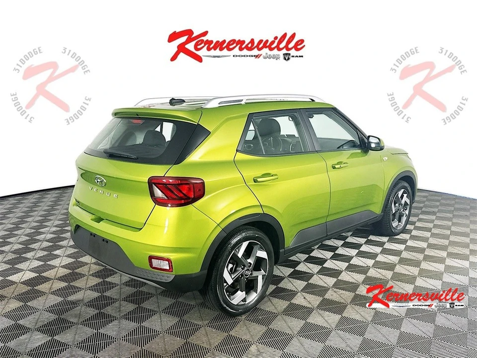 2024 Hyundai Venue - Image 7 of 12
