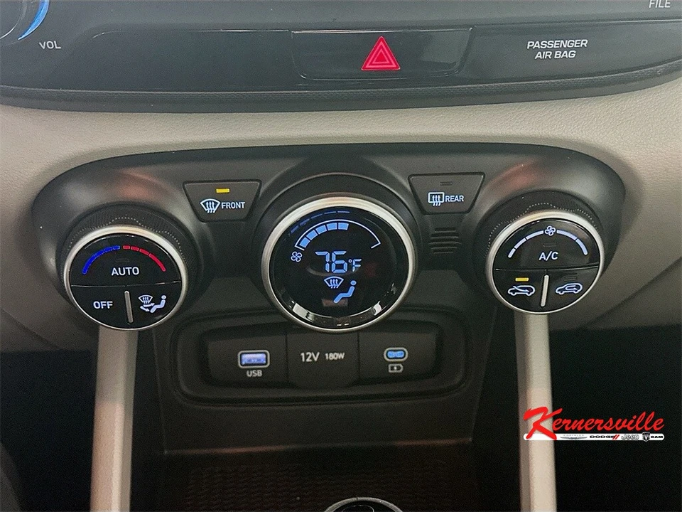 2024 Hyundai Venue - Image 18 of 21