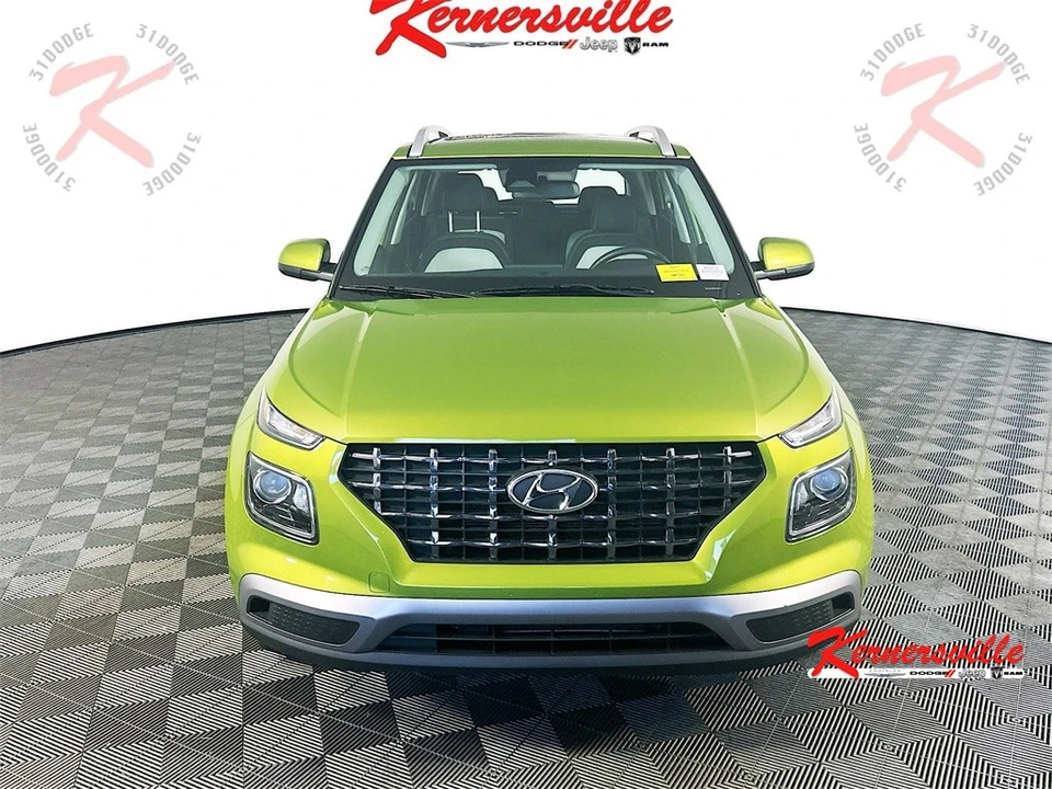 2024 Hyundai Venue - Image 2 of 12