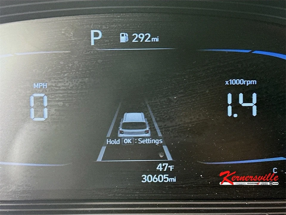 2024 Hyundai Venue - Image 15 of 21
