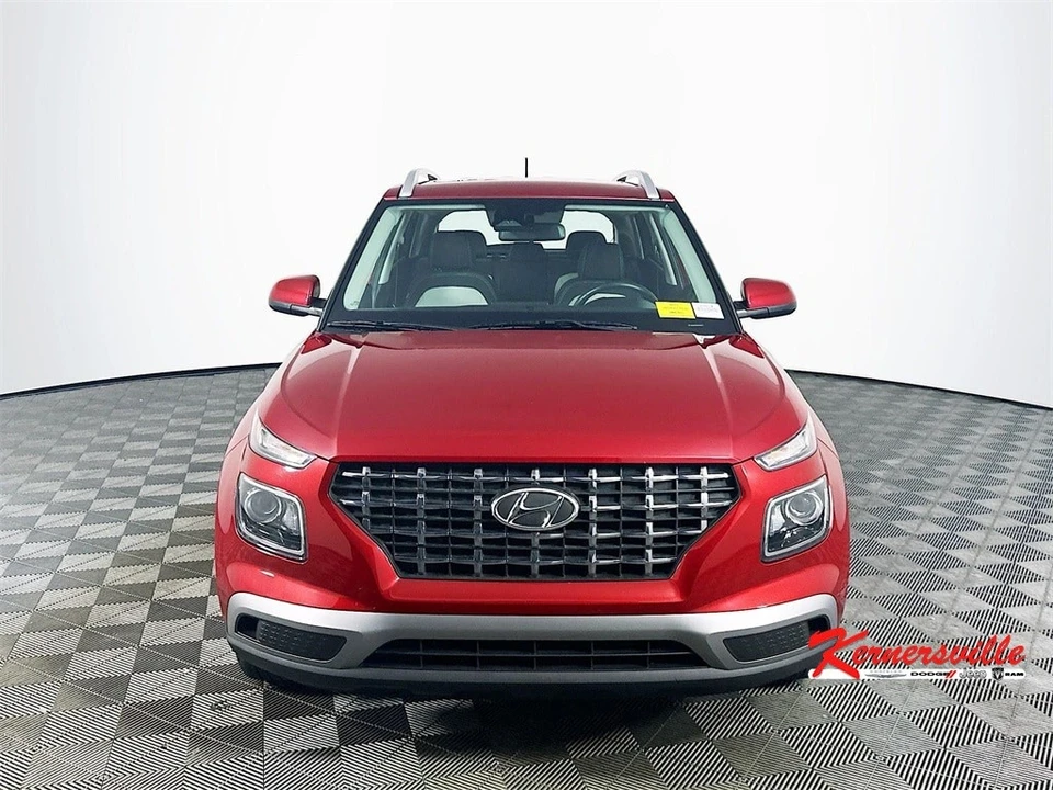 2024 Hyundai Venue - Image 2 of 21