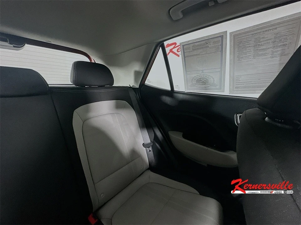 2024 Hyundai Venue - Image 14 of 21