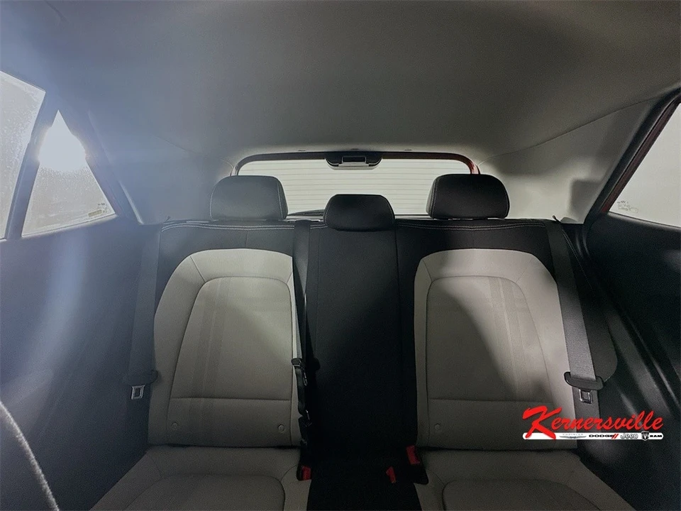 2024 Hyundai Venue - Image 13 of 21