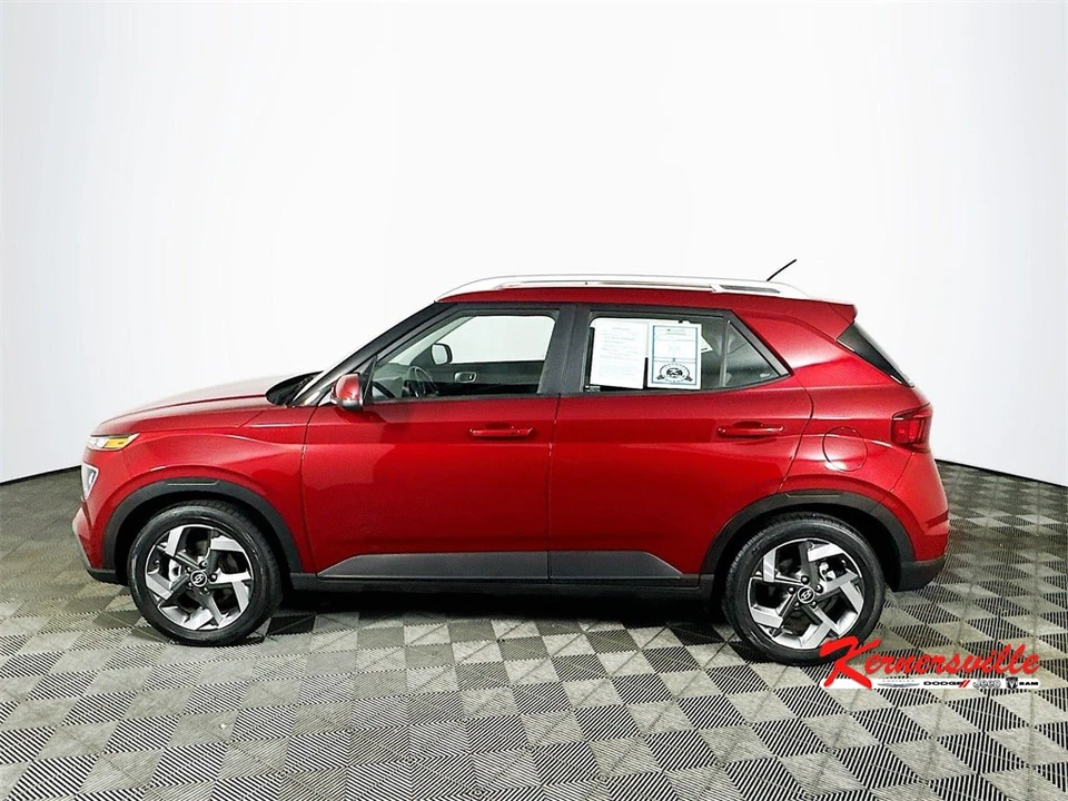 2024 Hyundai Venue - Image 4 of 21