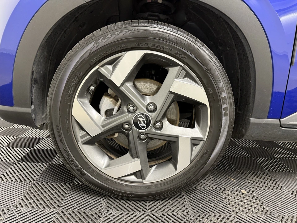 2024 Hyundai Venue - Image 8 of 12