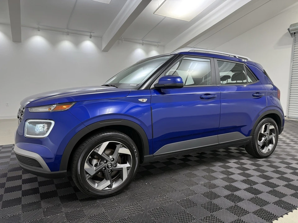 2024 Hyundai Venue - Image 3 of 12