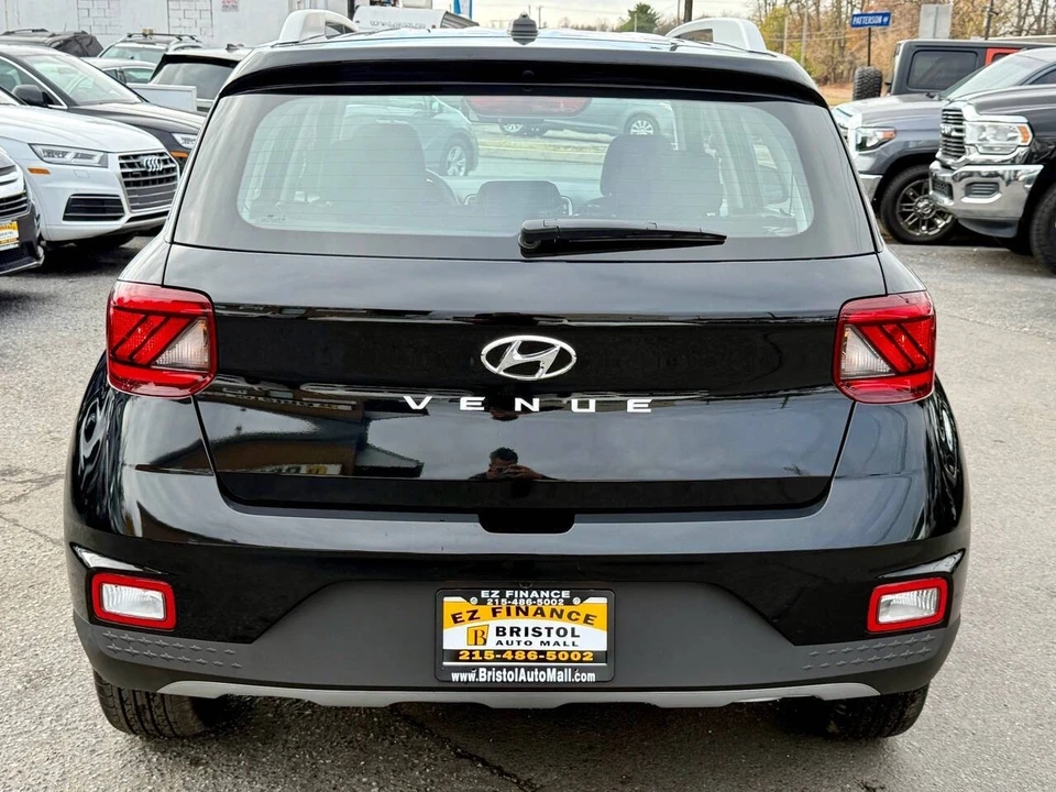 2024 Hyundai Venue - Image 5 of 21