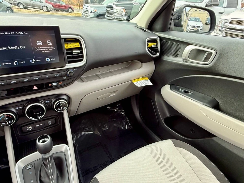 2024 Hyundai Venue - Image 20 of 21